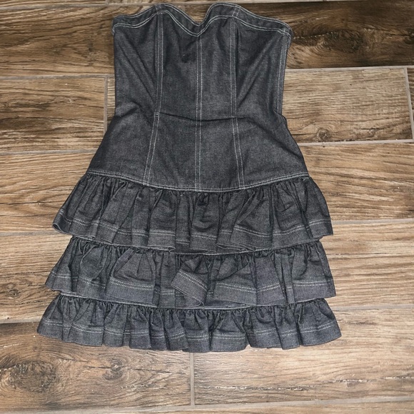 Patrick Kelly Dresses & Skirts - Patrick Kelly vintage Gray Strapless Denim ruffled Dress